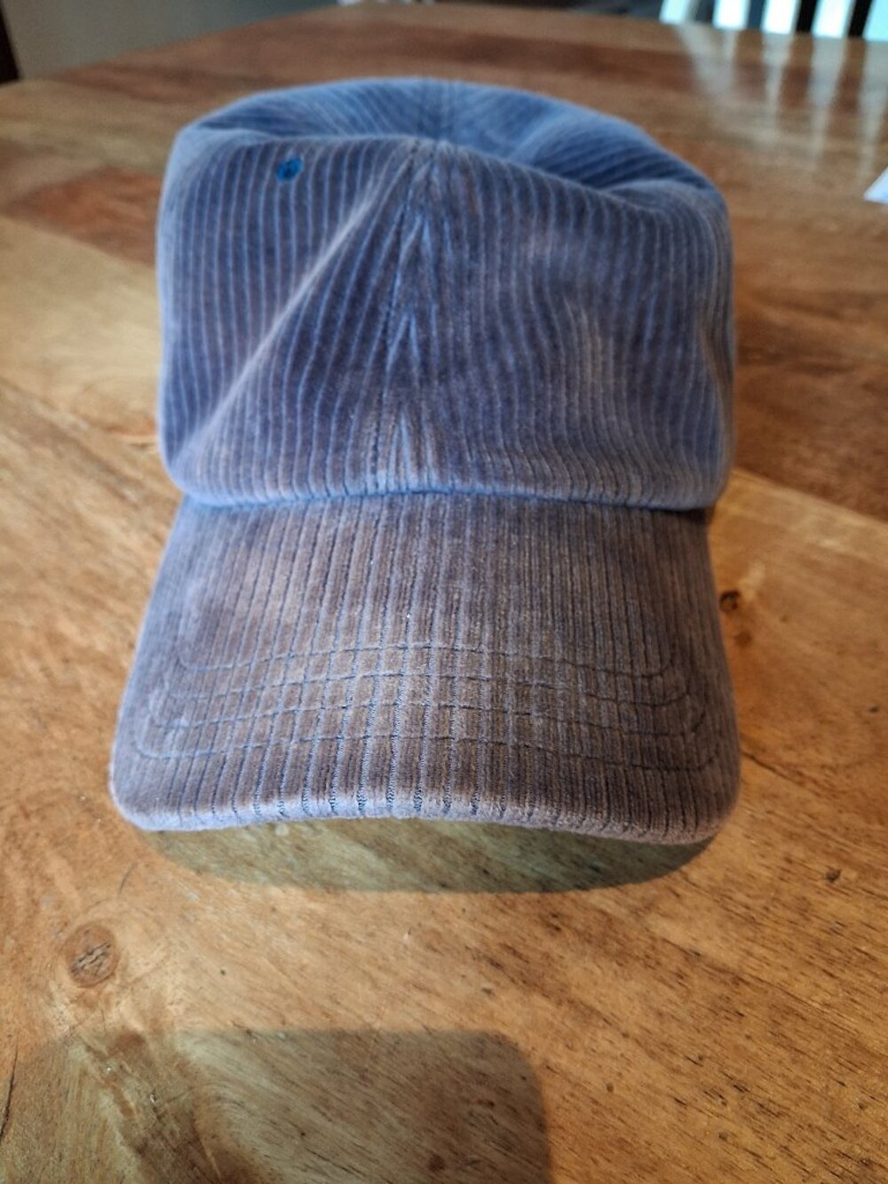 LULULEMON CORDUROY CAP